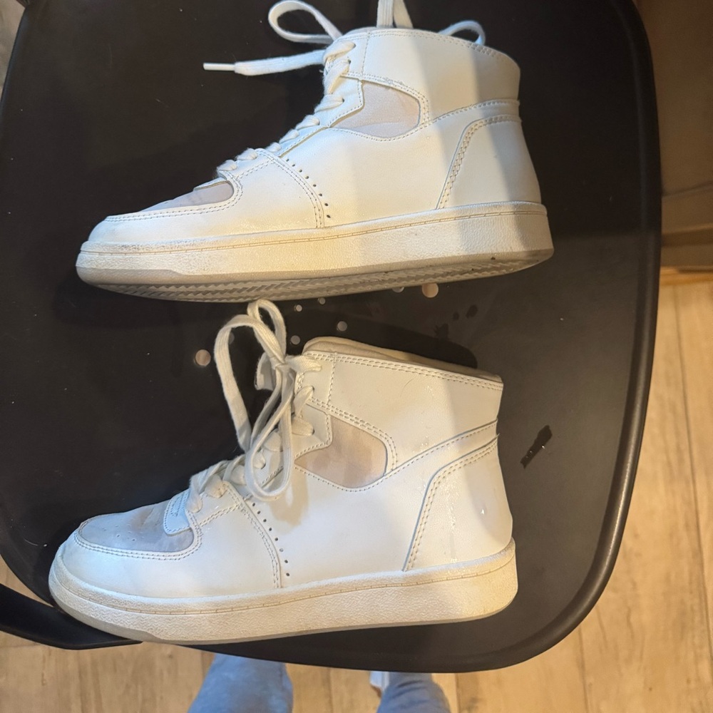 Vintage High top sneakers size 6